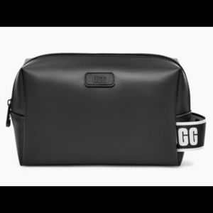 Brand new unisex UGG Australia Black Cosmetic/Toiletry Bag